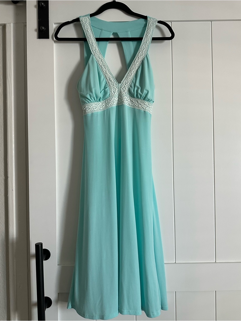 Authentic 2010s Charlotte Russe Mint Green Crochet-Trim Backless Midi Dress